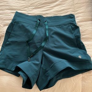 White/blue Jean shorts
Teal workout shorts
Tie blue shorts
Black side tie shorts